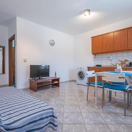 A & K Vacation House Βάρος Εξωτερικό φωτογραφία